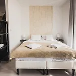 Zara Luxury The Absolute Center Of * Жилина