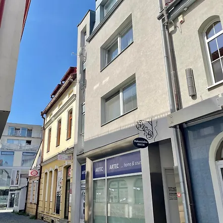 Zara Luxury The Absolute Center Of * Žilina
