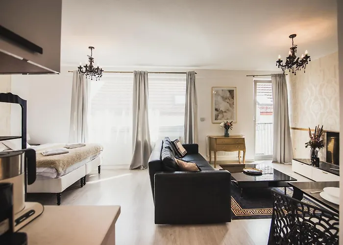 Zara Luxury The Absolute Center Of Žilina